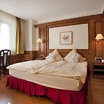 Restaurant Au Lion D'or Hotel 3*