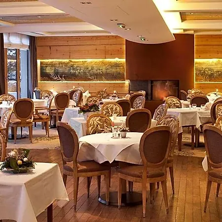 Restaurant Au Lion D'or Hotel 3*