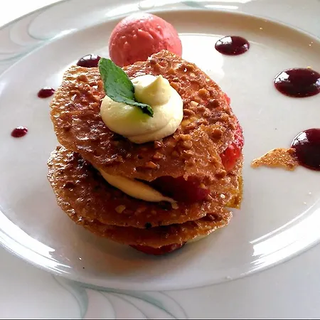 ホテル Restaurant Au Lion D'or 3*