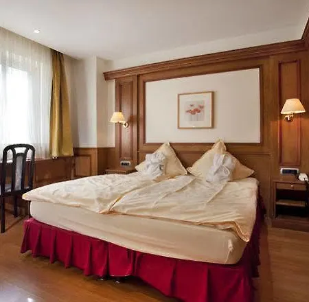 Restaurant Au Lion D'or Hotel 3*